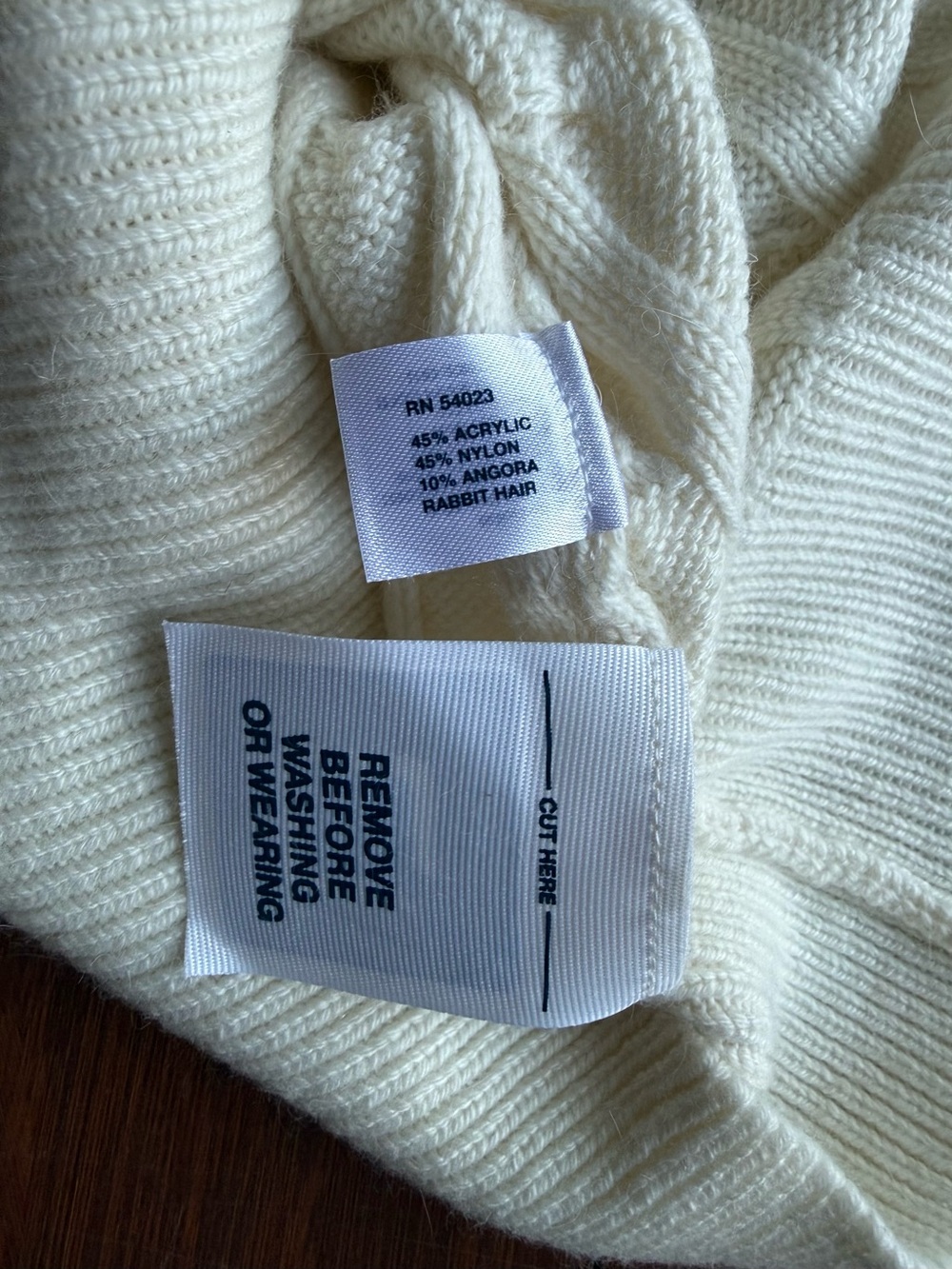 Vintage 90s GAP Ivory Cable Knit Angora Sweater BNWT - Size M - Picture 4 of 6